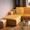 Canapé d'angle jaune sable contemporain Tapisserie Neves fabricant de canapés sur-mesure